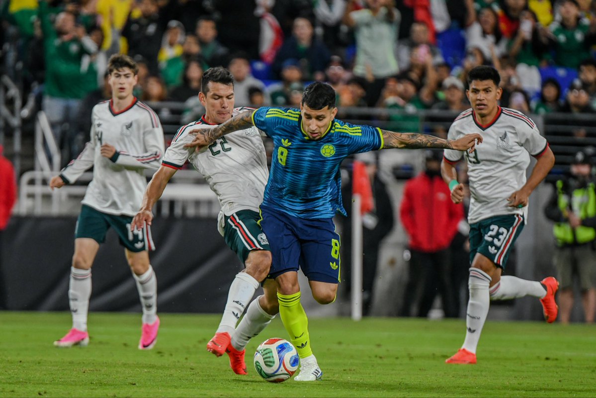 DavidGutierrezD's tweet photo. Me gustó más el ST de Colombia. Con mayor posesión, con mayor intensidad. Asprilla, Puerta, Arias, Orozco un circuito que funcionó bien por momentos. El PT a pesar del gol, vi una selección deslucida. Con más transiciones, confundida ante la presión de México. https://t.co/XhHFIQgkDL