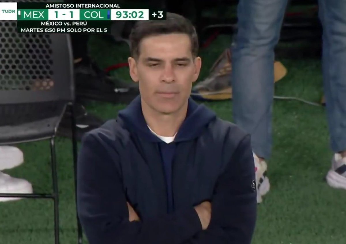 EnchantedIri's tweet photo. JAJAJAJAJAJAJAJA ALV  LA CARA DE RAFA COMO DICIENDO, "Ay mis pendejos" https://t.co/FXXwLXyECi