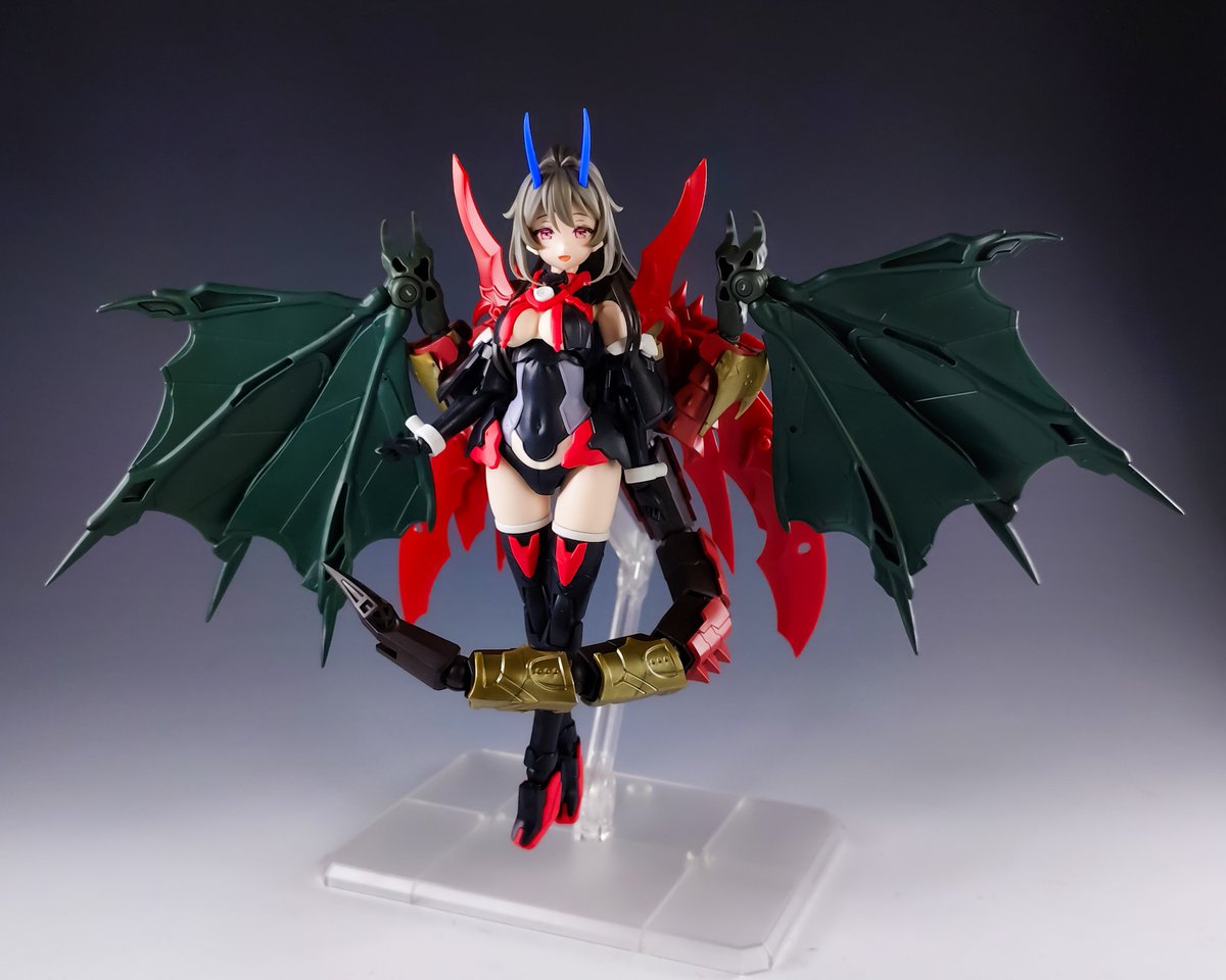 kisaragi30ms's tweet photo. あらあら系ドラゴンお姉さん https://t.co/do8aOje90N