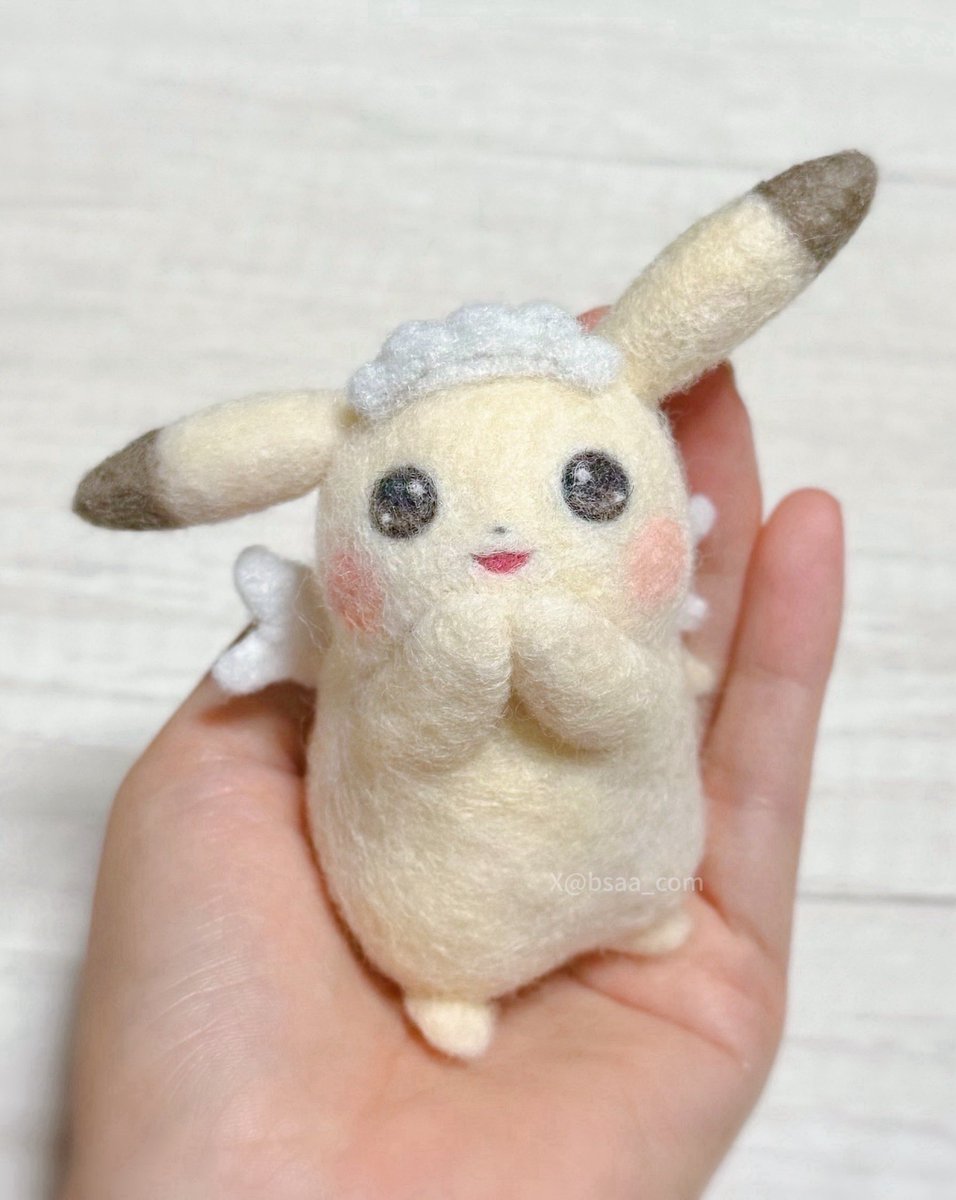 bsaa_com's tweet photo. 羊毛フェルトで うすいろピカチュウ を作りました！
アクセサリー楽しみ💛

#羊毛フェルト
#ピカチュウ https://t.co/w6arRKDX4V