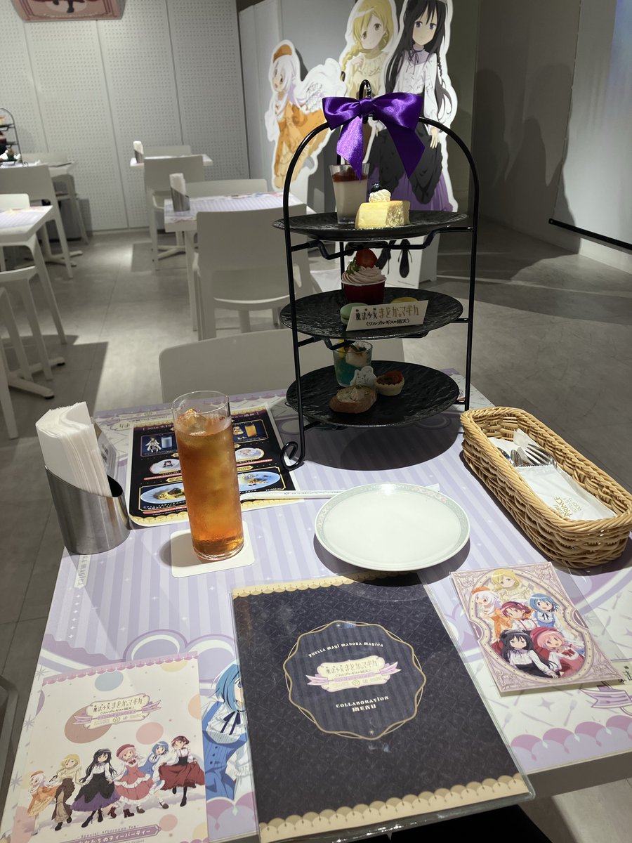 garden519's tweet photo. まどマギのアフタヌーンティーコラボ美味しかった！特典も豪華！
ありがとうございます。ごちそうさまでした！
#まどかマギカ 
#IKEPRICANVAS https://t.co/4Q2ejOJqNh