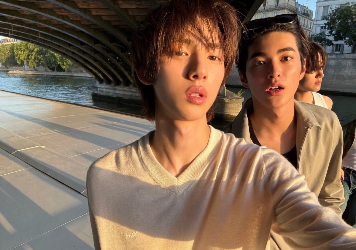 jjugunring's tweet photo. 진짜개안정형남친의
표본 https://t.co/V3lRxz3vCV