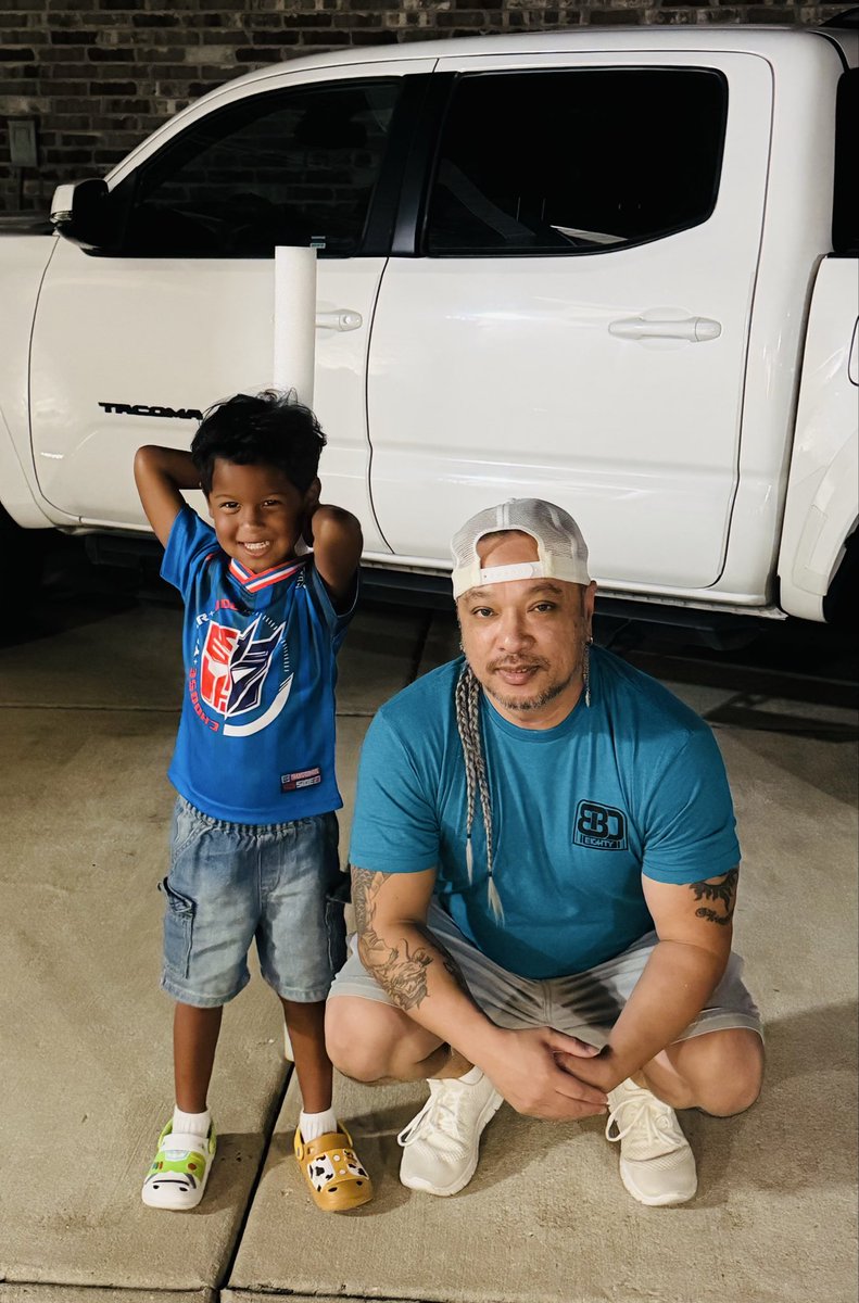 BuffAssPet's tweet photo. #Chillen with the #Nephews, Khai and Khaicen😁 https://t.co/Xmmxcr97aq
