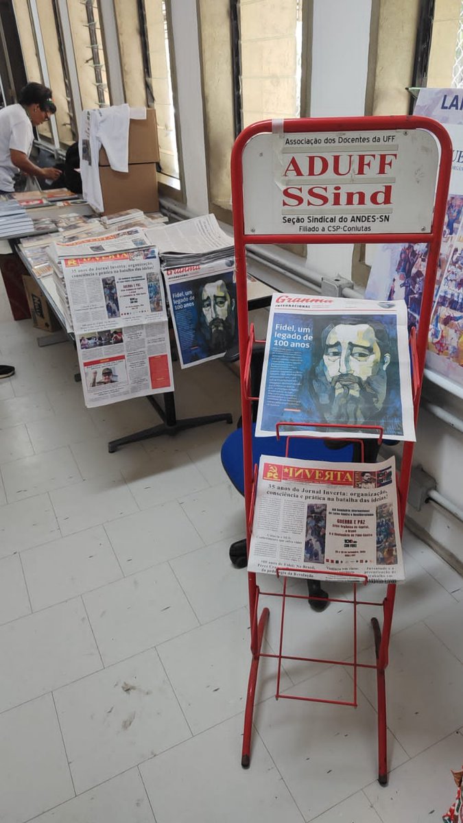 YisellRMilan's tweet photo. El @Granma_Digital por estos días en Chile y Brasil, en su histórica versión internacional. ✊️🇨🇺 https://t.co/p0OOV4JfsY