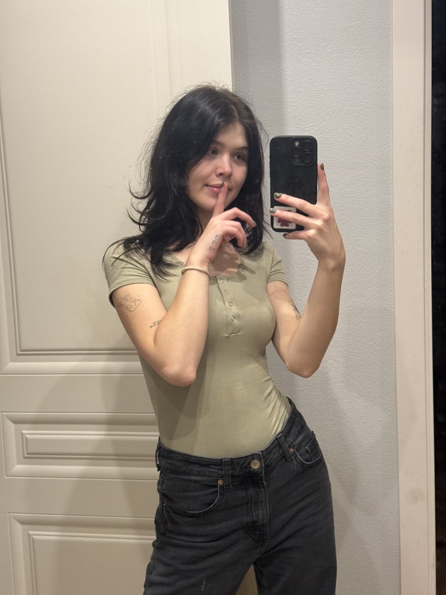 milasiights's tweet photo. can i see ur dc!!kkkkkk? (very serious)
#TwitterGirls #XGirls #singlegirl https://t.co/WdIkRzqdgj