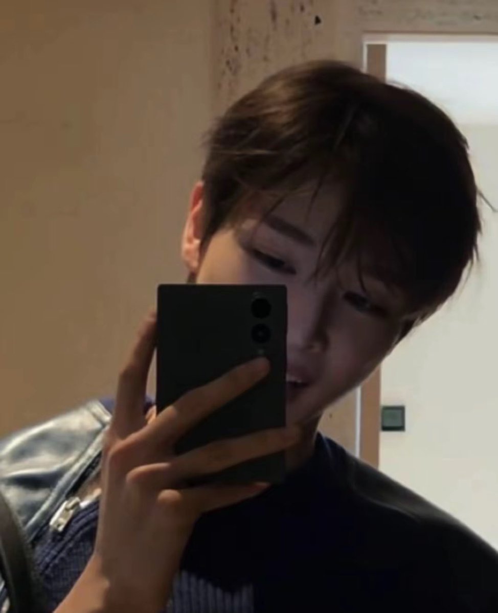 chhchhiioo's tweet photo. 너 떤것치고 꽤나 찢고왓어 https://t.co/TUfDDrF5sd