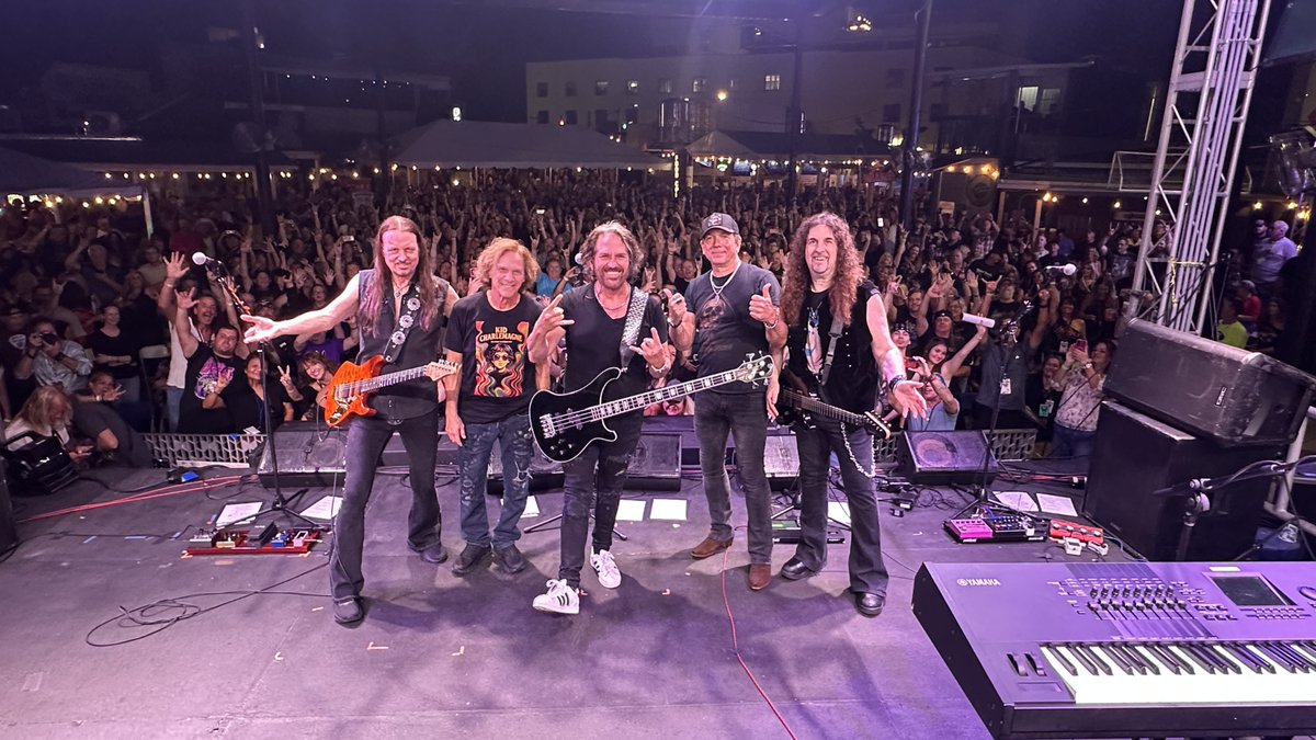 WingerTheBand's tweet photo. Great to be back in St. Petersburg, home of the “Easy Come Easy Go” video! You guys killed it!

🎟️Tour dates, tickets &amp; VIPs at:
https://t.co/Mjozgo2qvz

#Winger https://t.co/enBrTiZMol