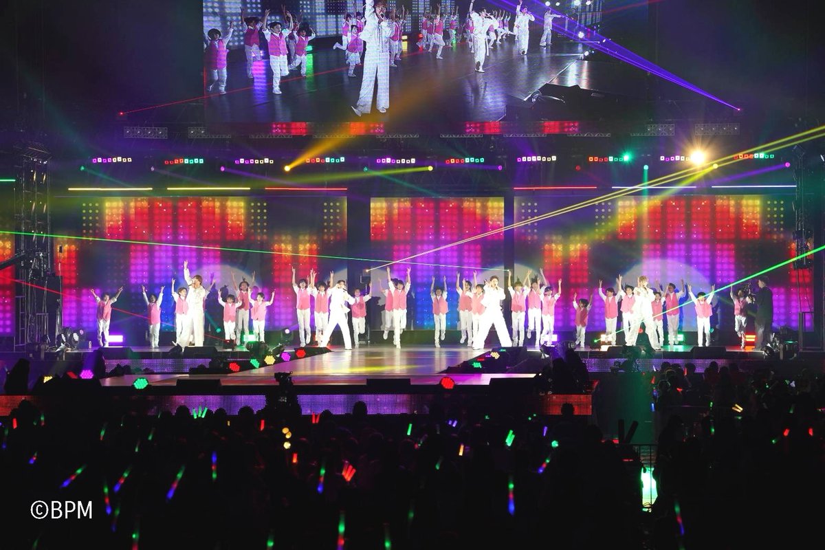 beautypageantjp's tweet photo. ふぉ〜ゆ〜、結成15年でついにCDデビューへ🎉

堂本光一プロデュースのデビュー曲「BLOOM WORLD」をガルアワで初披露！

ジュニアへの感謝とともに「デビューはお早めに！」と笑いも😂

📸ライブ写真＆レポート
https://t.co/KrRAwhrxvu

@GirlsAward
#ふぉ〜ゆ〜 #GirlsAward #ガルアワ https://t.co/d18HYDb0tc