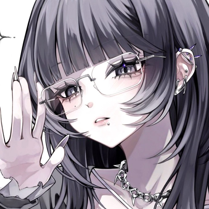 AAbosana's tweet photo. こんなに何年もメイクしてて、今初めてチップでアイシャドウ塗ったけど超絶塗りやすくて感動したww 今まで自分の小指でやってたからwwww 指���いし大して変わらんやろって思ってたwwww https://t.co/w9rpSFuzAv