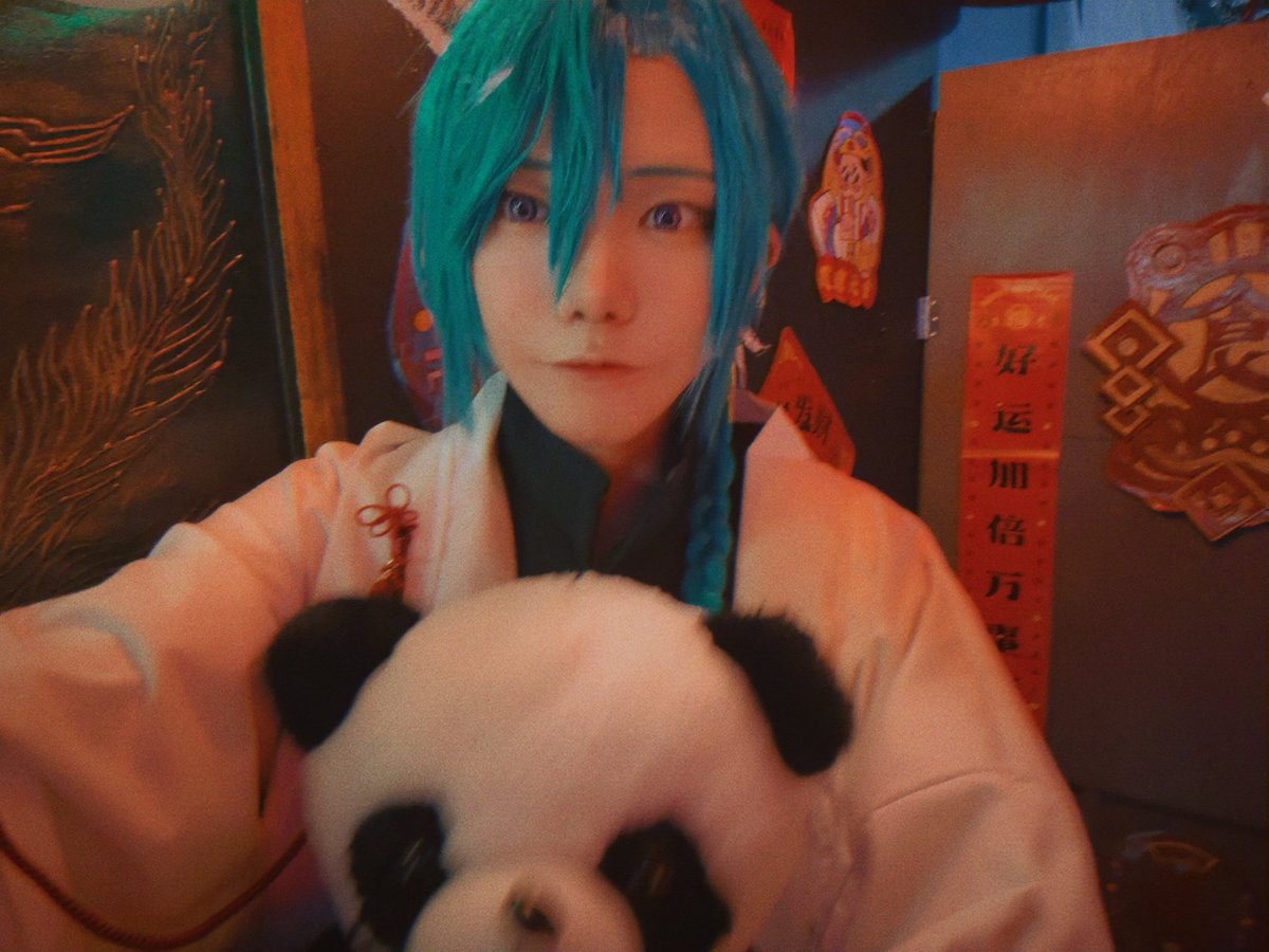 homareeen14's tweet photo. 🐼⚖️やってきた〜！！初めての髪色見慣れなさ過ぎたけどたのしかった🤣⚖️もパンダくんもかわいかった🫰にこ推しさんも有難うございました！ https://t.co/RrVWNcUeZB