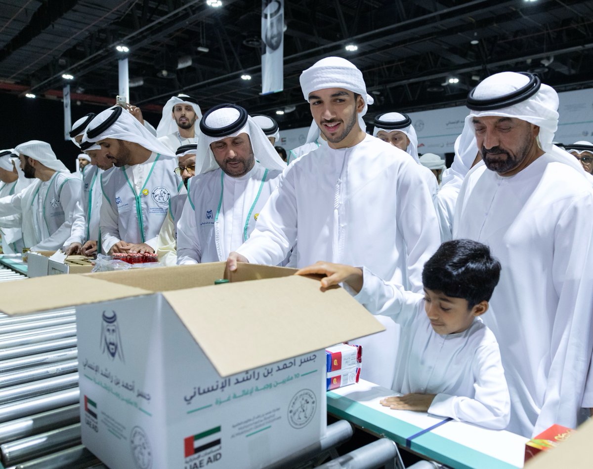 HHAhmedBinSaeed's tweet photo. Alongside His Highness Sheikh Mohammed bin Rashid bin Mohammed bin Rashid Al Maktoum and members of the community, I took part in the Ahmed bin Rashid Humanitarian Bridge initiative, helping prepare more than 10 million meals in support of the people of Gaza.

The late Sheikh Ahmed bin Rashid Al Maktoum was known for his generosity and for the many lives he touched through his kindness and giving. His legacy remains deeply felt by all who knew him.

May Allah have mercy on Sheikh Ahmed bin Rashid and reward him for the goodness and generosity he shared throughout his life.