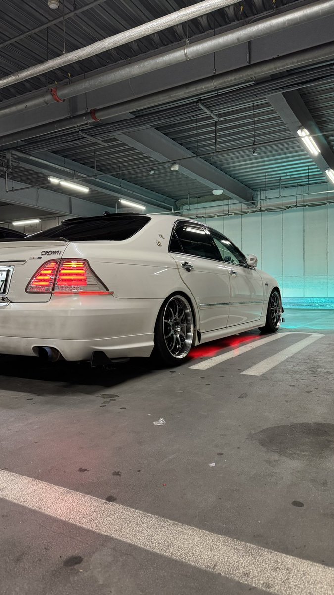 Toshi_jzx100's tweet photo. ｴｱｺﾝﾌﾟﾚｯｻｰやオルタネーターやラジエーター、ファンモーター、
交換しまくり( ´Д`)
次はタイミングチェーンとかATを覚悟やなー🤪 https://t.co/nsd6J1GqzM