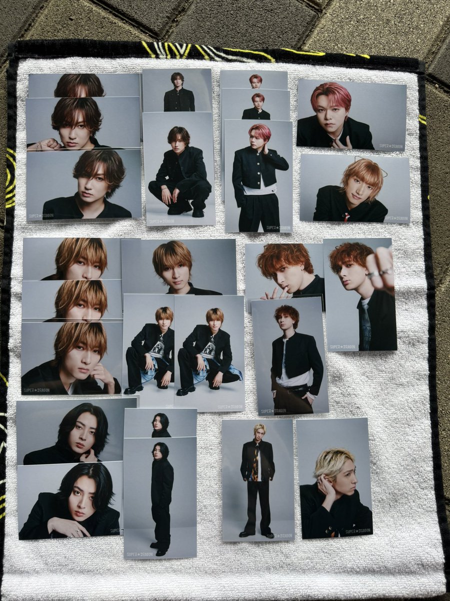 k227o3's tweet photo. SUPER★DRAGON スパドラ ドラフェス
ミニ生写真 第8弾 第9弾 第10弾 交換 

【譲】画像

【求】田中洸希

本日9/27 Zeppでの手渡し交換優先
お心当たりある方ご連絡ください🙇🏻‍♀️

#スパドラ交換 https://t.co/5wxOs4r3OO