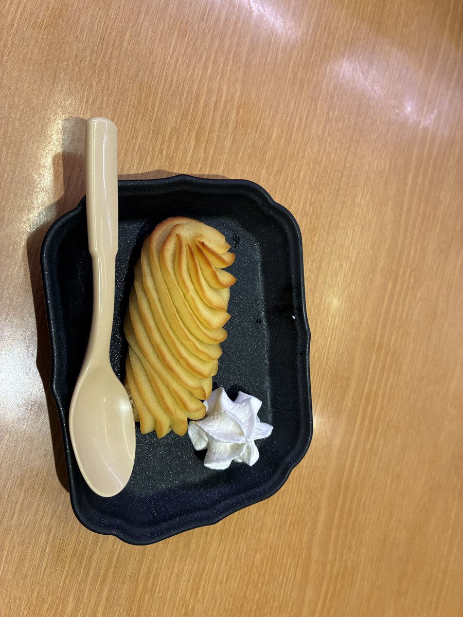 starcarinin's tweet photo. 本日は自炊にするつもりだったが
米びつにゾウムシが湧いていた
取り除いて使おうと思ったが
数が半端なかったので100匹？泣く泣く捨てる事に

そしてスシローに行く
エビをバター焼きしたのが美味かった🦐 https://t.co/qDQqiUanDD