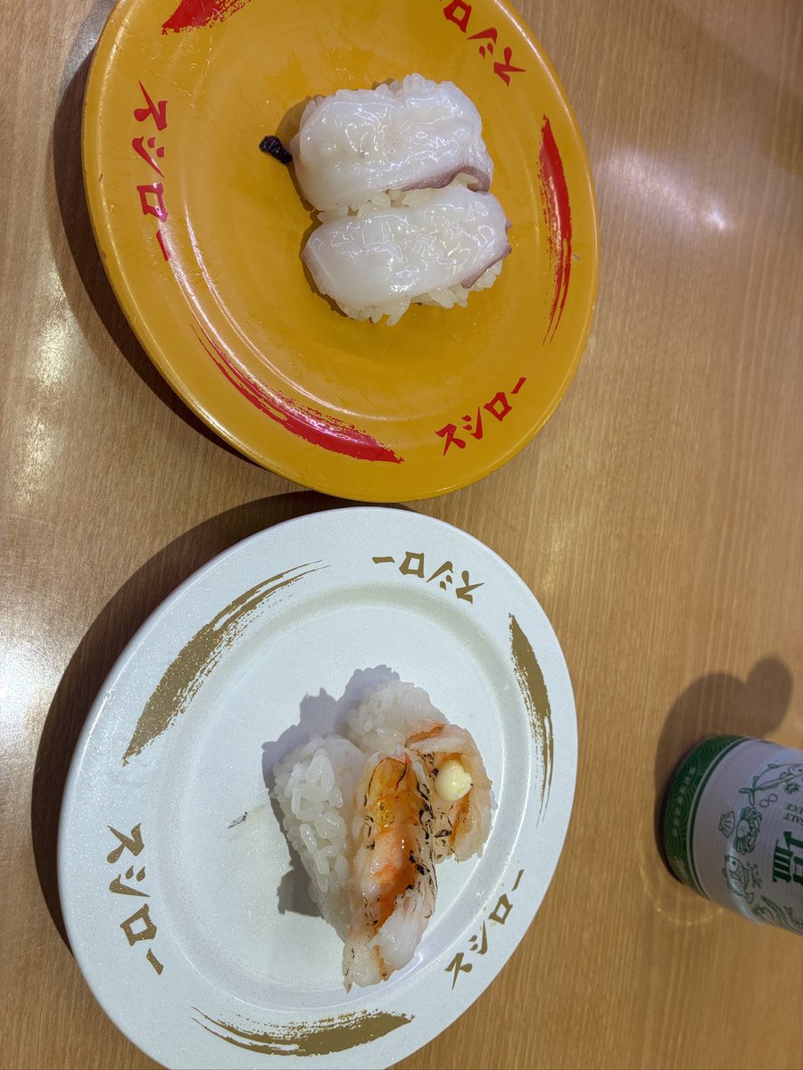 starcarinin's tweet photo. 本日は自炊にするつもりだったが
米びつにゾウムシが湧いていた
取り除いて使おうと思ったが
数が半端なかったので100匹？泣く泣く捨てる事に

そしてスシローに行く
エビをバター焼きしたのが美味かった🦐 https://t.co/qDQqiUanDD