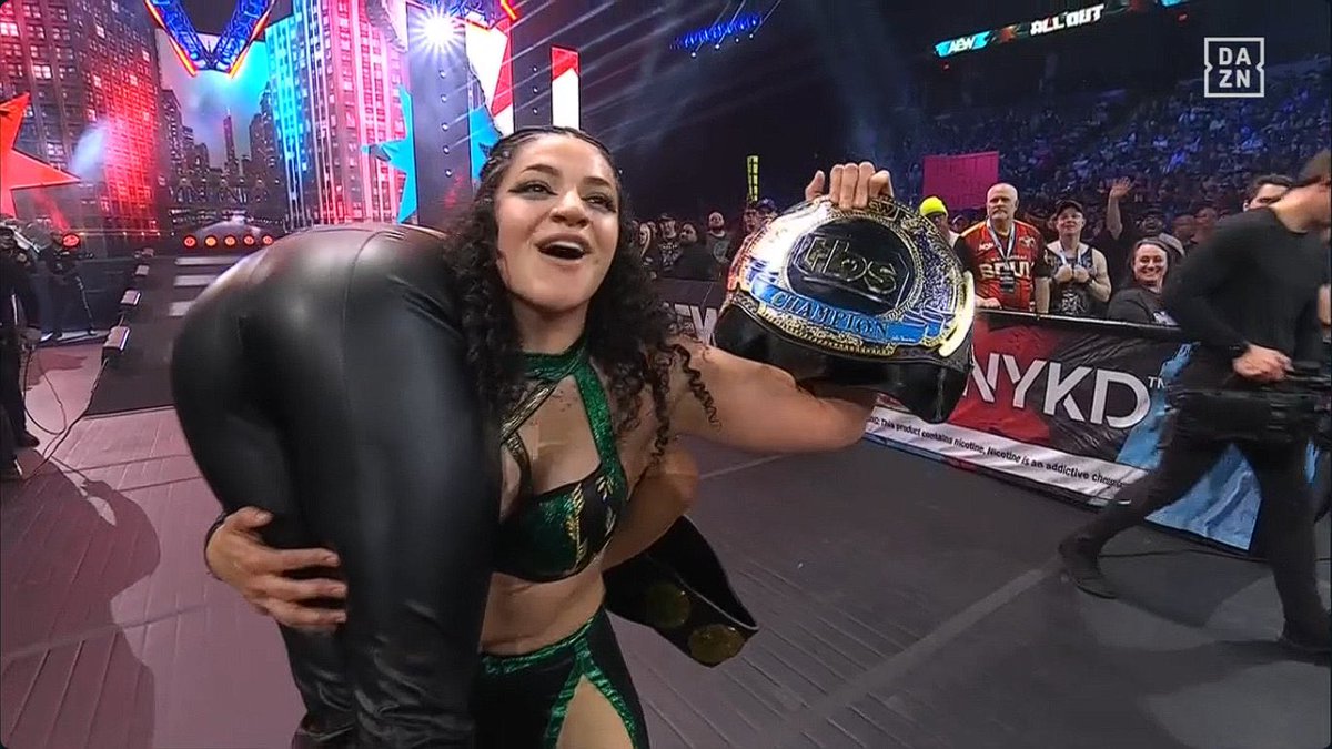 JohnDRW05's tweet photo. @WilliamRickert2 @klnage @AEW @RealBrittBaker https://t.co/zuF95je0y8