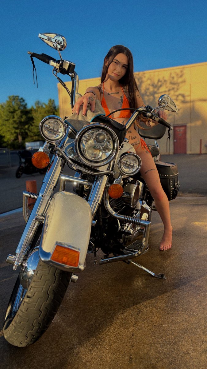 chelseas_garage's tweet photo. Tons of fun at Independence Harley today

#linkinbio #cargirl #onlyfans #onlyfansgirl  #ohiogirl #camgirl #customcontent #model #photoshoot #longhair #tatted #alt #gothic #stripper #slut #panties #thong #wedgie #cars #petite #brunette #public #flashing #fansly #free #freeaccount #twerking #ass #alt #noppv #ppv #lingerie #northcarolina #booty #goth #gothic #harleydavidson #cleveland #ohio #clevelandohio #gstring #selfie #mirrorselfie #pussy