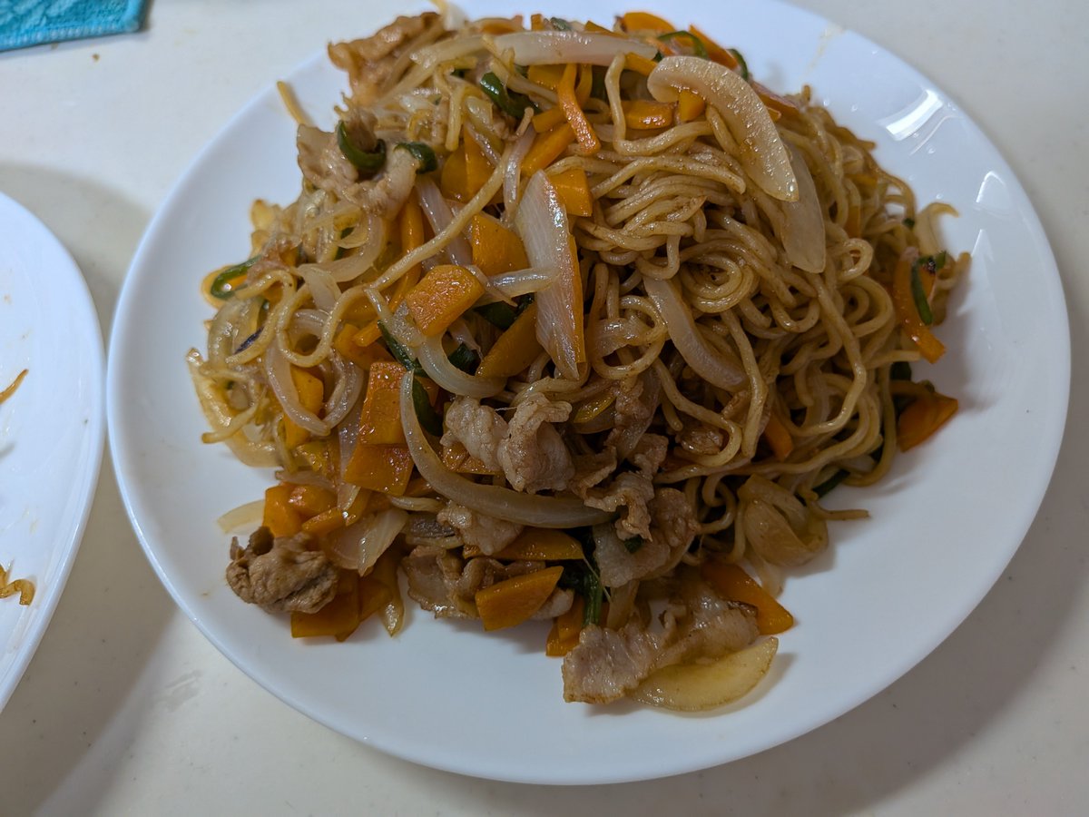 RITO_1005's tweet photo. 焼きそば食った！

腹いっぱいくうぞー https://t.co/F2EEHxbBqR