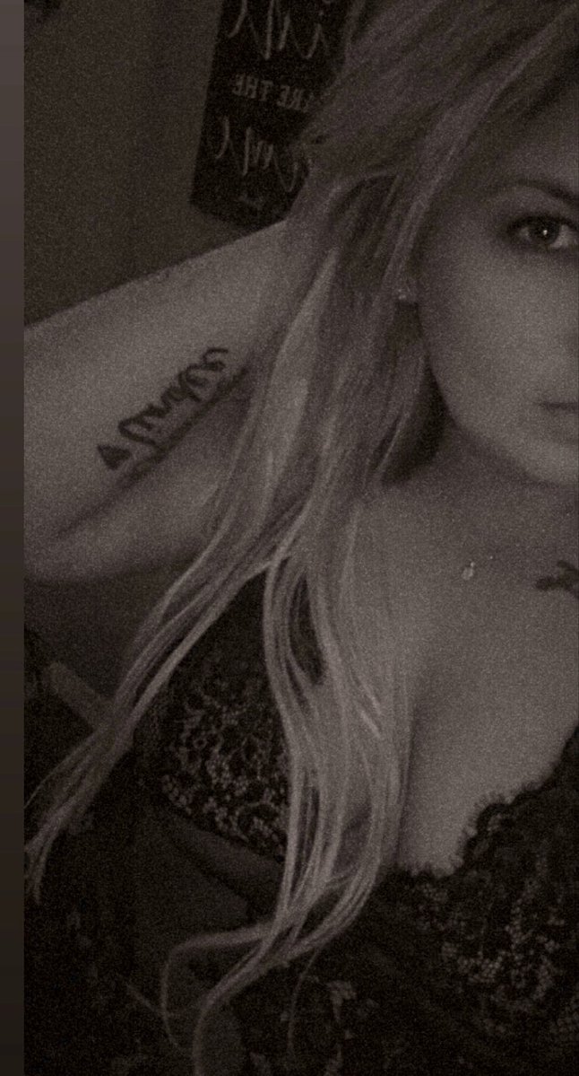 Prettynaughtyxo's tweet photo. https://t.co/6DC1H5xexA