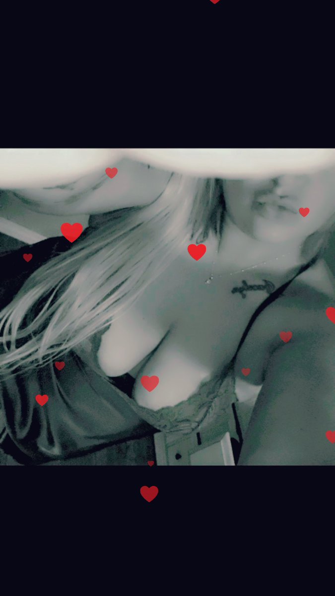 Prettynaughtyxo's tweet photo. https://t.co/6DC1H5xexA