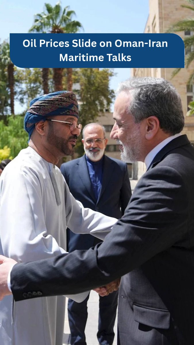lopez_day's tweet photo. تراجعت أسعار النفط مع تعزيز عُمان وإيران الآمال بملاحة أكثر أمانًا عبر مضيق هرمز. هبط خام برنت 2. 5% إلى 86. 39 دولارًا، وتراجع خام غرب تكساس 2. 4% إلى 80. 38 دولارًا. https://t.co/8OrsPEP6Qy