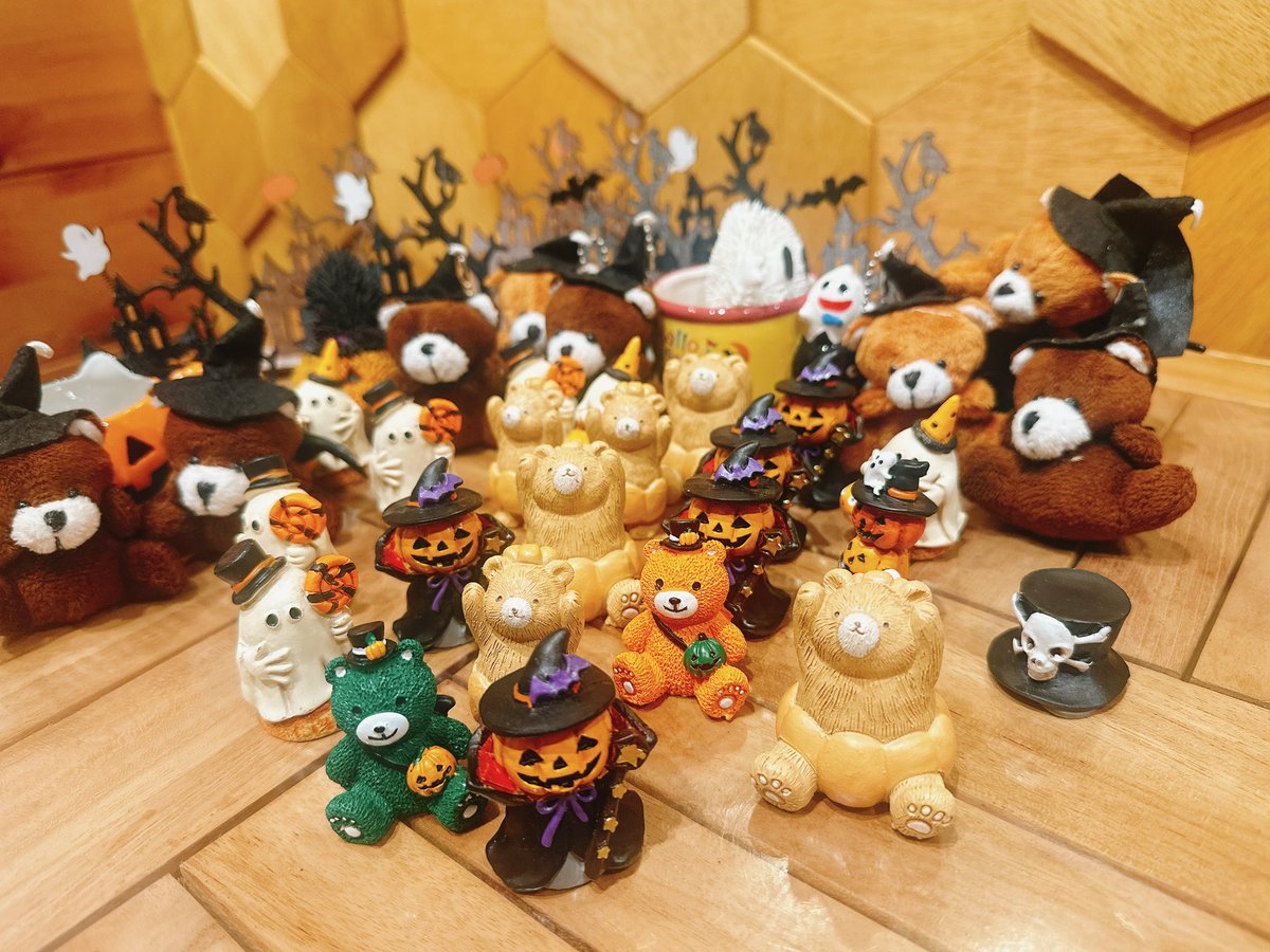 hachikumacafe's tweet photo. 池袋にいるみんなー！ʕ≧ᴥ≦ʔ

大変クマ！ʕ≧ᴥ≦ʔ
週末なのにお席がほぼ空いてるクマー！ʕ≧ᴥ≦ʔ💦

店内ハロウィン仕様クマよー��ʕ≧ᴥ≦ʔ🎃
お茶とおやつしに待ってるクマー♪ʕ≧ᴥ≦ʔ https://t.co/DSAdZIjOAM