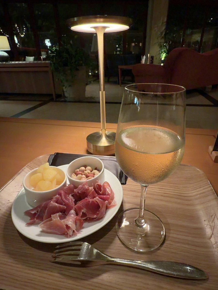 oomamasou081's tweet photo. こんにちMirai💓
趣味の旅行Part2～軽井沢編です(´艸｀*)

まずはSAJILO CAFE FORESTで
カレーを食べて(*´ω`*)
軽井沢タリアセンで
自然を満喫しました🍀✨

リフレッシュしたい方には
めちゃおすすめです👍
＃ダイナム ＃軽井沢 ＃旅行 https://t.co/jHw5OSd45t
