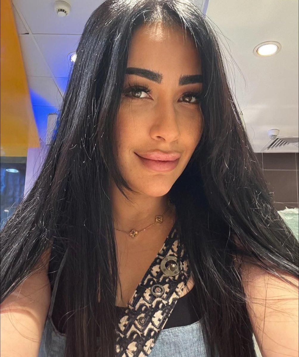 MstrMyks97885's tweet photo. ستك.دينا فؤاد 🤫👃🏼👄🫦💦 https://t.co/X1zODSYmyE