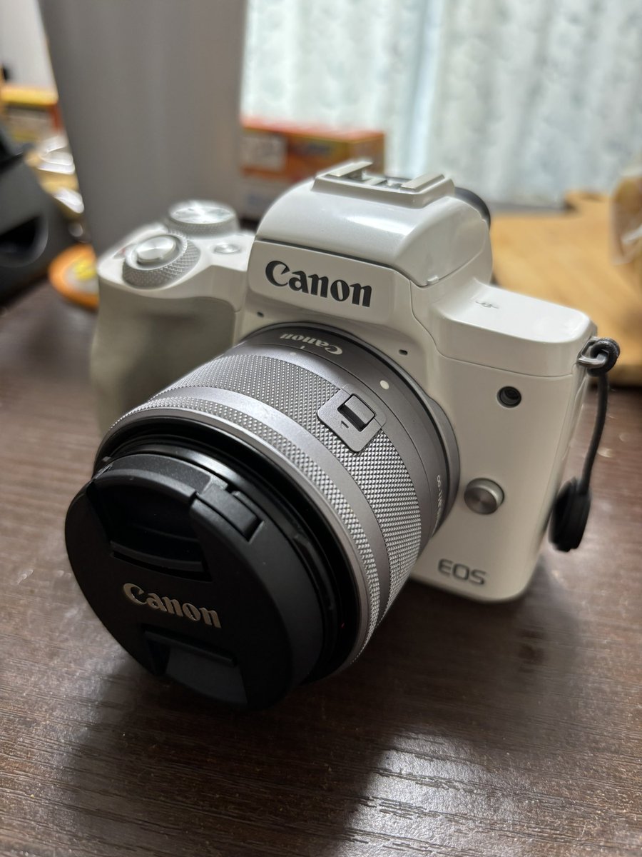 fish_ochapi's tweet photo. このキャメラが非常に気に入ってるのだが、製造中止になってるんよな。Mマウントももう無いし、悲しみ。

これ壊れたらどうしたらええんや。 https://t.co/uPy23ED2Nh