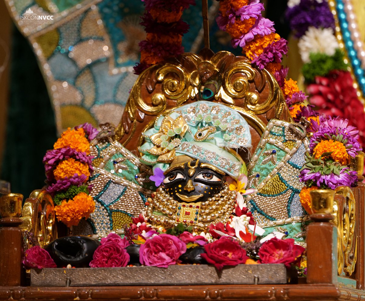 ISKCONPune's tweet photo. 🙏🏽𝐓𝐨𝐝𝐚𝐲'𝐬 𝐃𝐚𝐫𝐬𝐡𝐚𝐧 📿 🗓𝟐𝟕-𝟎𝟗-𝟐𝟎𝟐𝟔🙏
🌷𝐒𝐫𝐢 𝐒𝐫𝐢 𝐉𝐚𝐠𝐚𝐧𝐧𝐚𝐭𝐡 𝐁𝐚𝐥𝐝𝐞𝐯 𝐒𝐮𝐛𝐡𝐚𝐝𝐫𝐚🌷
.
.
#ISKCON #ISKCONNVCC #ISKCONNVCCPune #ISKCONPune
#ISKCON
.
https://t.co/jjVRXFnkeO https://t.co/0Y1HOeciTr
