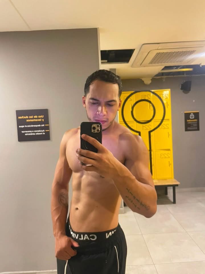 Santiag66946652's tweet photo. Estamos en proceso 🥵🔥🔥🤏🏾 https://t.co/5EMi24whPW