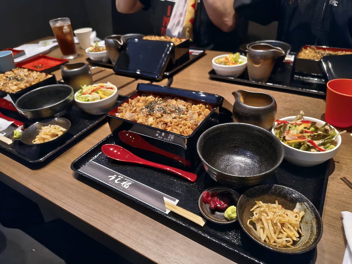 juza369daru's tweet photo. 甲賀市の焼き肉ひつまぶしうし福
近江牛を満喫
旨すぎる贅沢😋

是非その口でご賞味あれ！
ニンニン🥷

#情熱甲賀PR #情熱防災防犯フェス2026 #情熱クラブ #甲賀市 #うし福　
#近江牛 https://t.co/zpOA9sTi8R