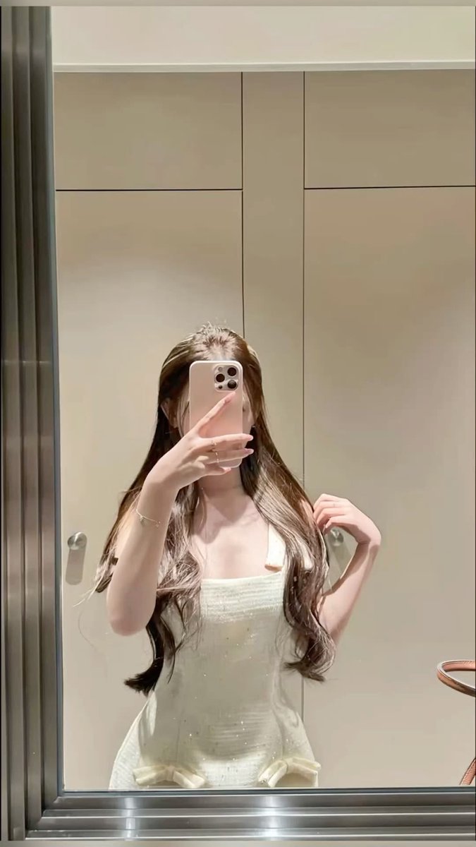 KayleenBol3d's tweet photo. 💄 ขอป้ายยาตัวที่ช่วงนี้หยิบใช้ทุกเช้า เนื้อดี
🫧 กันแดดเนื้อซูเฟล่ สัมผัสนุ่ม เกลี่ยง่าย และคุมมันนาน 💄
💋 เกลี่ยง่ายและไม่ต้องลงแรงเยอะ เนื้อค่อนข้างเบา เหมาะกับคนที่ชอบขั้นตอนดูแลง่า���ๆ

ลายยย : nesssese   

#รับงานเชียงใหม่ 
#เชียงใหม่
#สาวสองเชียงใหม่
รับงานเชียงใหม่ึ https://t.co/YYRSEB4MBZ