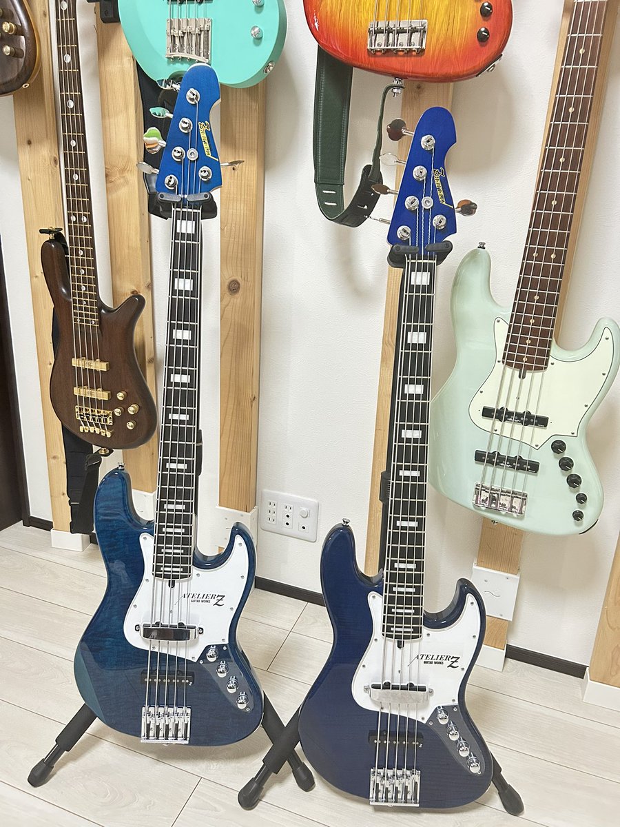 aoi555sora's tweet photo. My new gear ……
ATELIER Z HIKARU YAMAMOTO MODEL AOLIER 〜gogen〜
ご縁がありまして同時に.......
やまひか1号、2号とでも名付けますか
ピンストとフレイムですね。
同じようで違います。
Atelier使うの久しぶりです。
35インチ悪くない
#Atelier Z
#Aoo
#やまもとひかる https://t.co/4vsszVLNGn