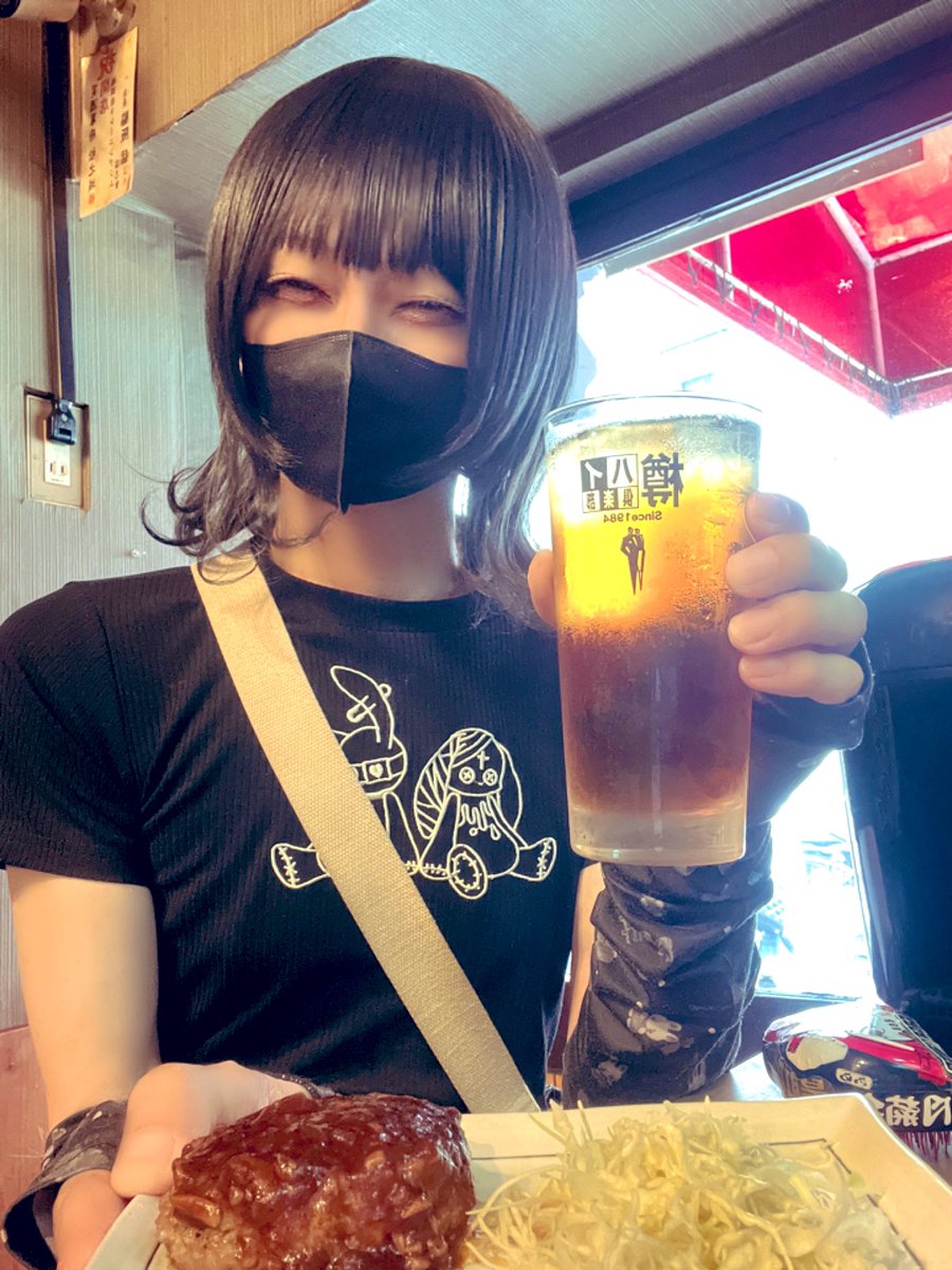 maki02087409's tweet photo. 昼下がりのﾆｬﾝ杯🐾 https://t.co/R8GkA2tzdS