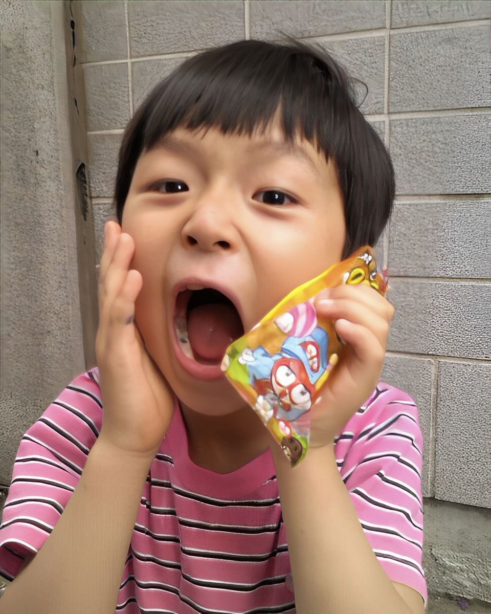 2mytree_13's tweet photo. 나는 대영이 어릴적 사진이 너무 좋음 ㅠㅠ 진짜 똥강아지같애… https://t.co/SG2JeEkl5K