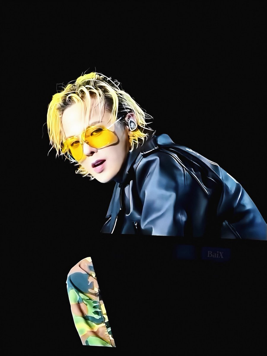 BaiX08180928's tweet photo. #GDRAGON https://t.co/KemqMfWpZM