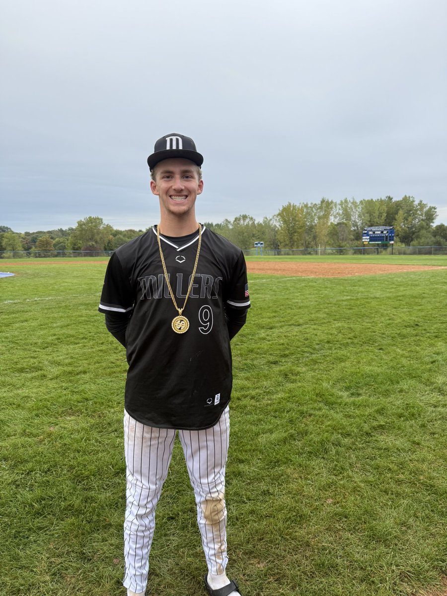 BradLandgrebe's tweet photo. 17/18 @pitch2pitch Black with 3-2 W at the TO Memorial to advance to the semifinals Sunday afternoon.

@Broganstowe28 2/3 R SB
@JacobRossum H 2BB

$$ man of the game 
@J_bulthuis W 6IP 4H 3BB 8K 2R 1ER https://t.co/59y8Yo6pVl
