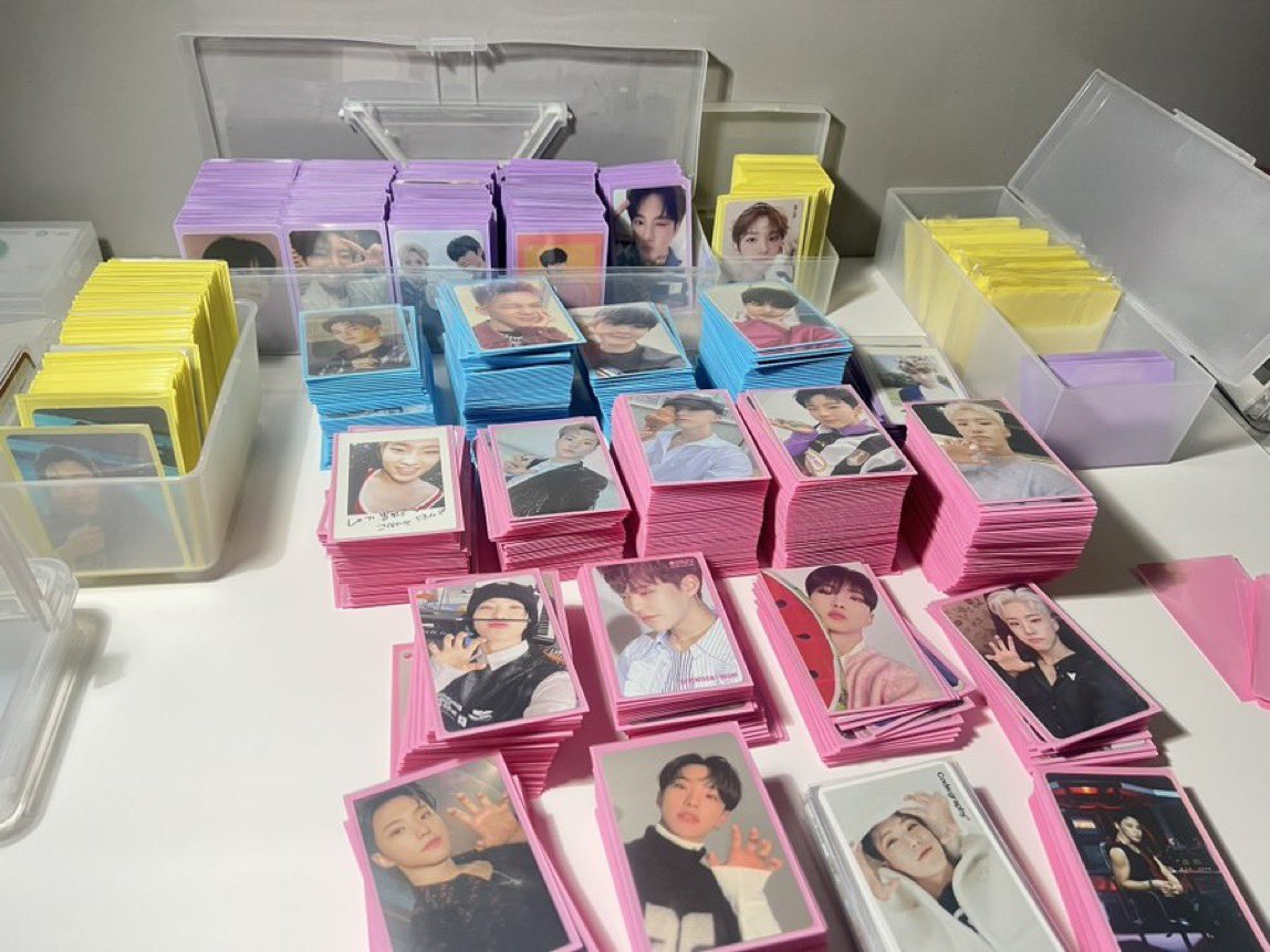 carxhyle's tweet photo. a little glimpse of my bias and pulls collection 🤪🍀 https://t.co/imYpOQki5N