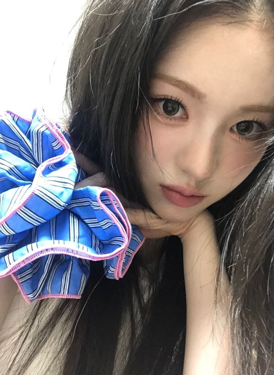 shenabia's tweet photo. maaf, maaf, ya. aku bangunnya siang. eepy berat. (ᴗ˳ᴗ)ᶻ𝗓𐰁 .ᐟ https://t.co/Bkk7RmEFPp