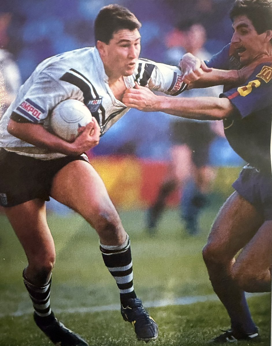 westsmagpies's tweet photo. Today we will see @NRLKnights face @PenrithPanthers for a spot in the 2026 NRL Grand Final

34 Years ago, @westsmagpies faced the Novacastrians in what was their first finals appearance. 

The Knights finishing with a 21-2 win against the Magpies. https://t.co/MVfIrE0nJ2
