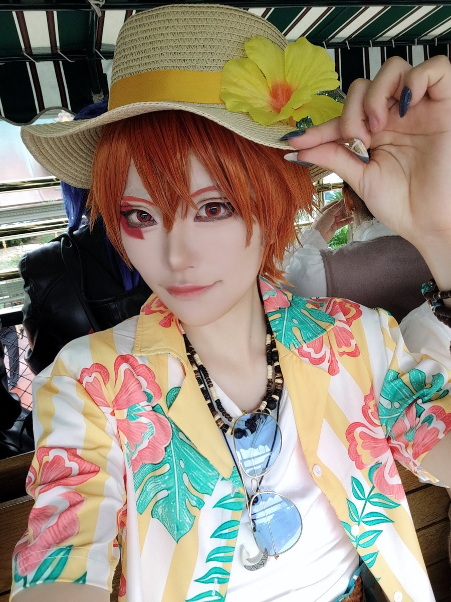 muucho274996's tweet photo. ※反転

今日はスイスイ皆でいるぞ〜‼️‼️

 #Dハロ仮装2026
 #Dハロツイステ https://t.co/ve6nq7orSs