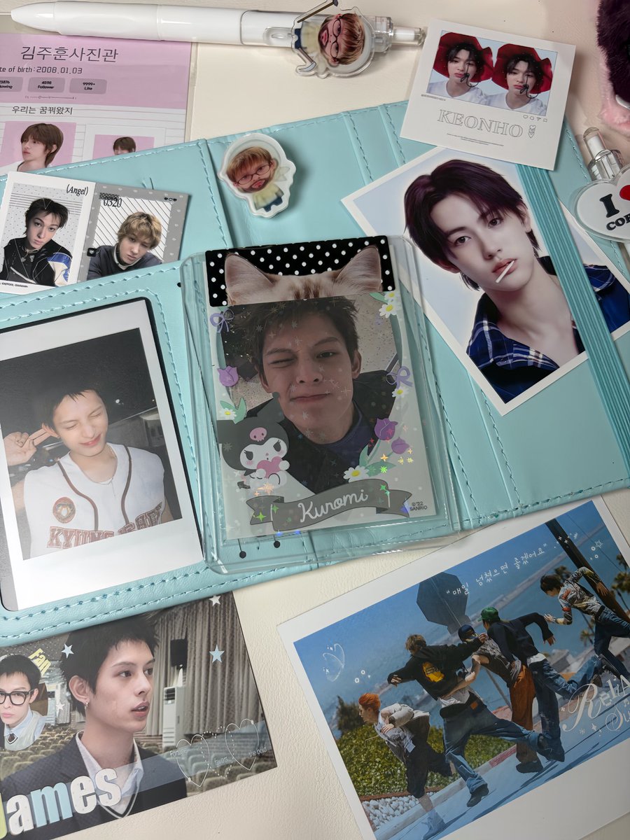 nanaminee23's tweet photo. -𝐇𝐚𝐩𝐩𝐲 𝐁𝐢𝐫𝐭𝐡𝐝𝐚𝐲 𝐝𝐚𝐲 𝐦𝐲 𝐒𝐡𝐚𝐲𝐥𝐚-
　　🐱 tiny giveaway 🐱
🗯️ การ์ดเจมส์ 1 รางวัล
🧩 สมุดใส่พาสปอร์ต 1 รางวัล
🎀 สมุดสติ๊กเกอร์ 1 รางวัล 
 
ประกาศ 14/10
กติกา รีทวิต+กดใจ🤲🏻💞
ขอคนสะดวกออกค่าส่ง+รีวิว (40) 
(สุ่มเจอลูกค้าส่งฟรี 💓) 

ขออนุญาตแท้ก #ตลาดนัดcortis https://t.co/HqPYGJsBou