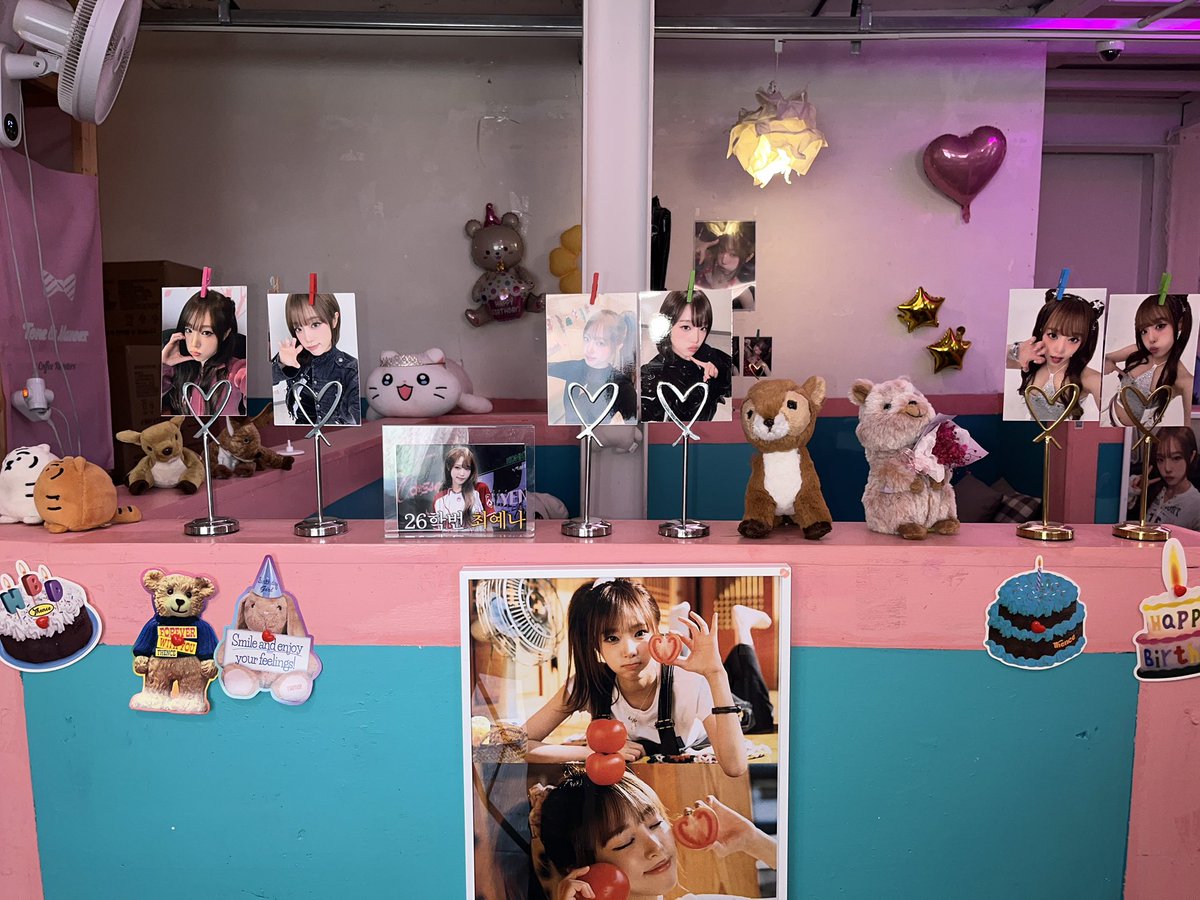 gumigum27927999's tweet photo. #러브캐치캐치예나 #HAPPY_YENA_DAY
너무 예쁘고 쿠키더 너무 귀여워요.. https://t.co/G6aG1futEL