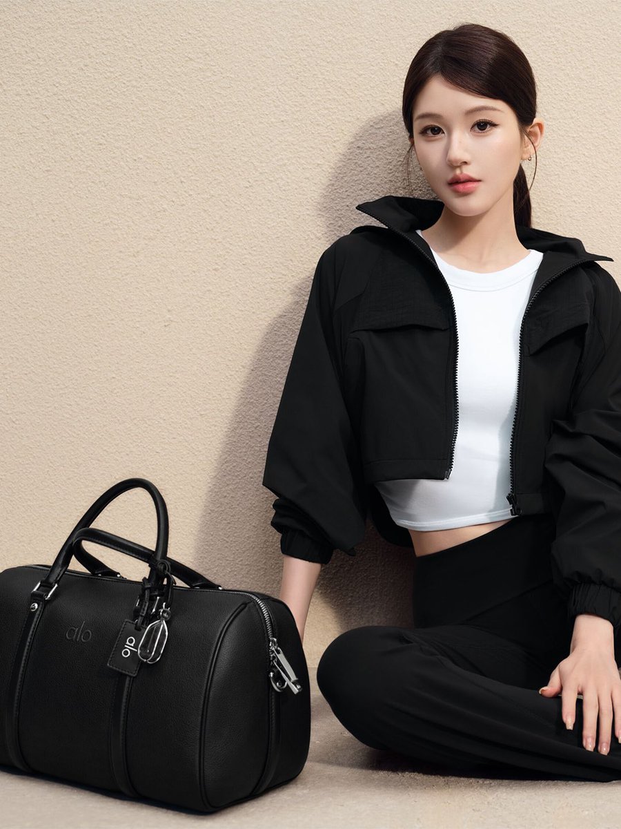 ForCdrama's tweet photo. #ZhaoLusi is announced as ALO global ambassador. https://t.co/T3ErZlAQgv