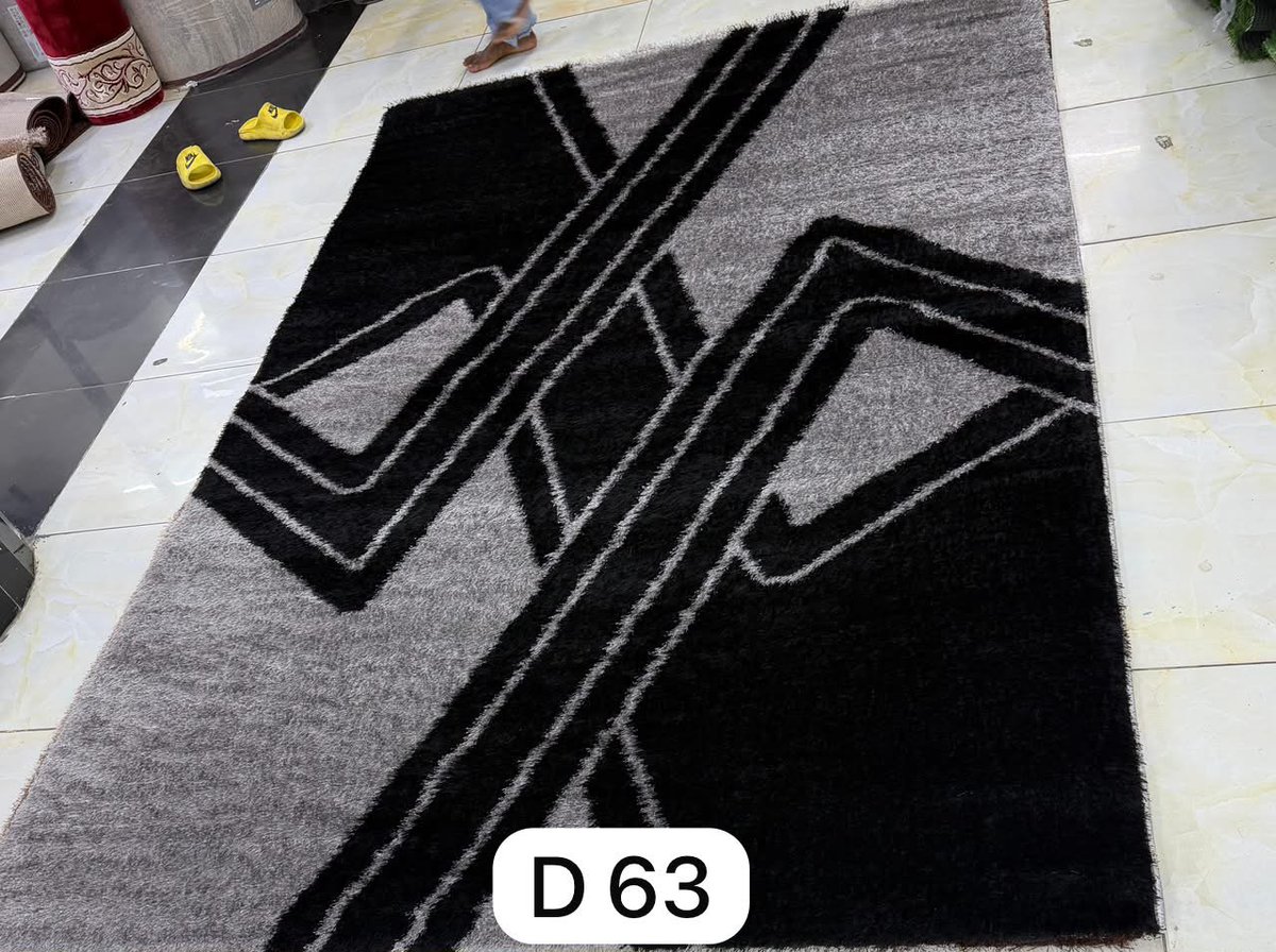 HseholdsItems's tweet photo. Shaggy Carpet, size 7by10 @14800/=.
#carpet 
📞  0721902040 https://t.co/PUNdgtzHnX