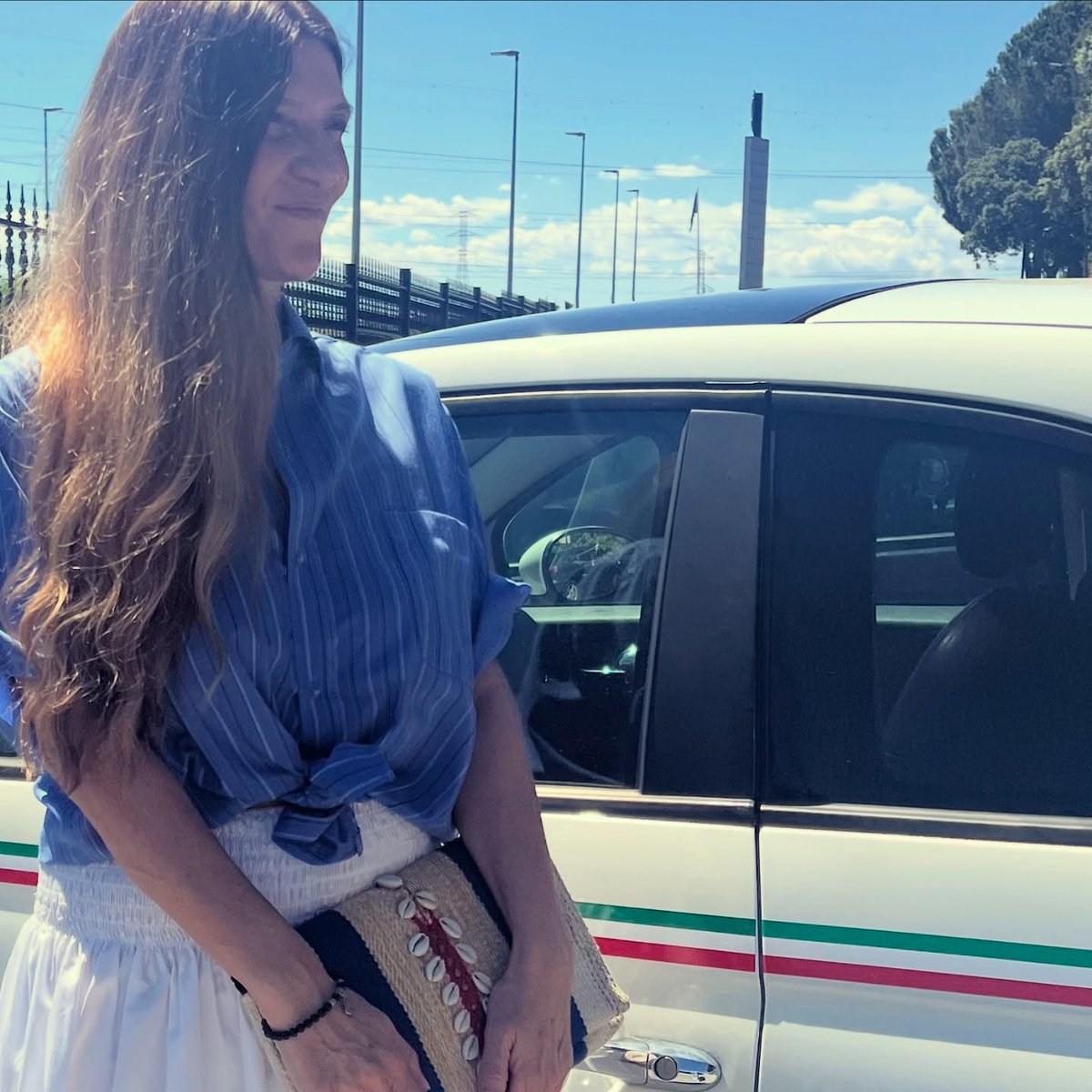 chantalracing's tweet photo. صباح الخير، أتمنى لكم يوماً جميلاً ومشرقاً. https://t.co/Q2QqLNV4dE