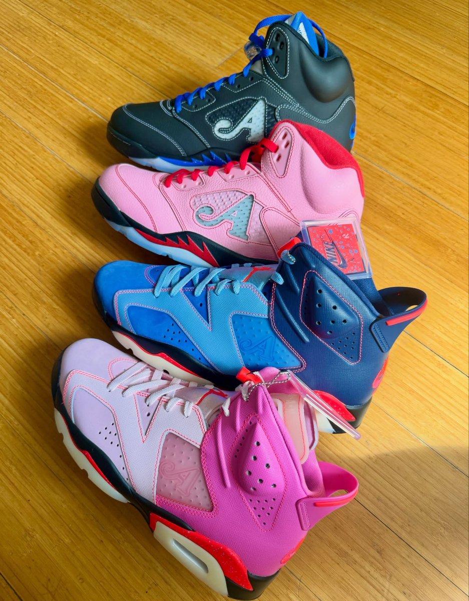 insanesneaker's tweet photo. Awake NY x Air Jordan Collection 🌸🫐 https://t.co/SujFKoGEL3