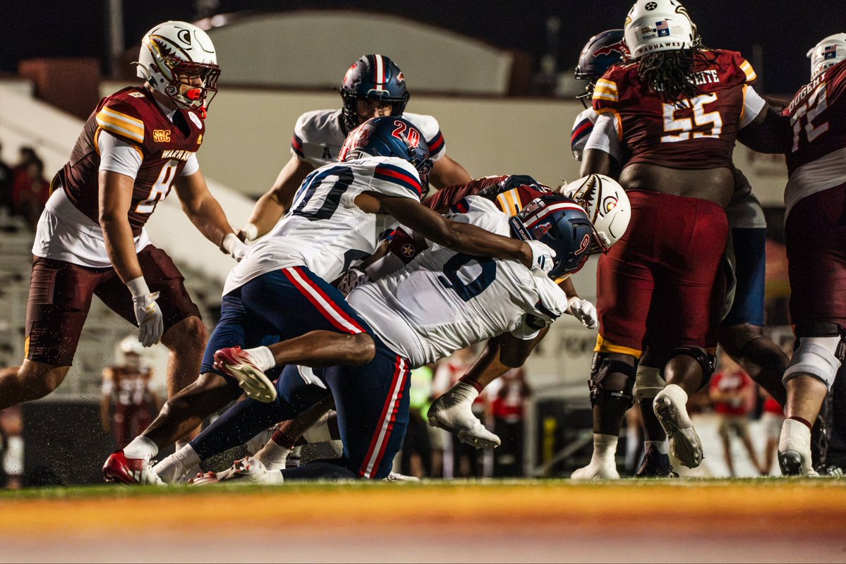 FAUFootball's tweet photo. WWWWW https://t.co/Ai8bpuprRm