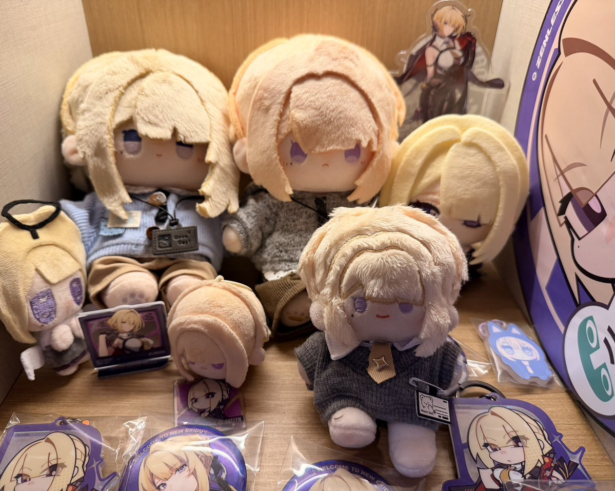 Emika1s's tweet photo. astralyn ❤️🧸 https://t.co/RkZtryhD3R